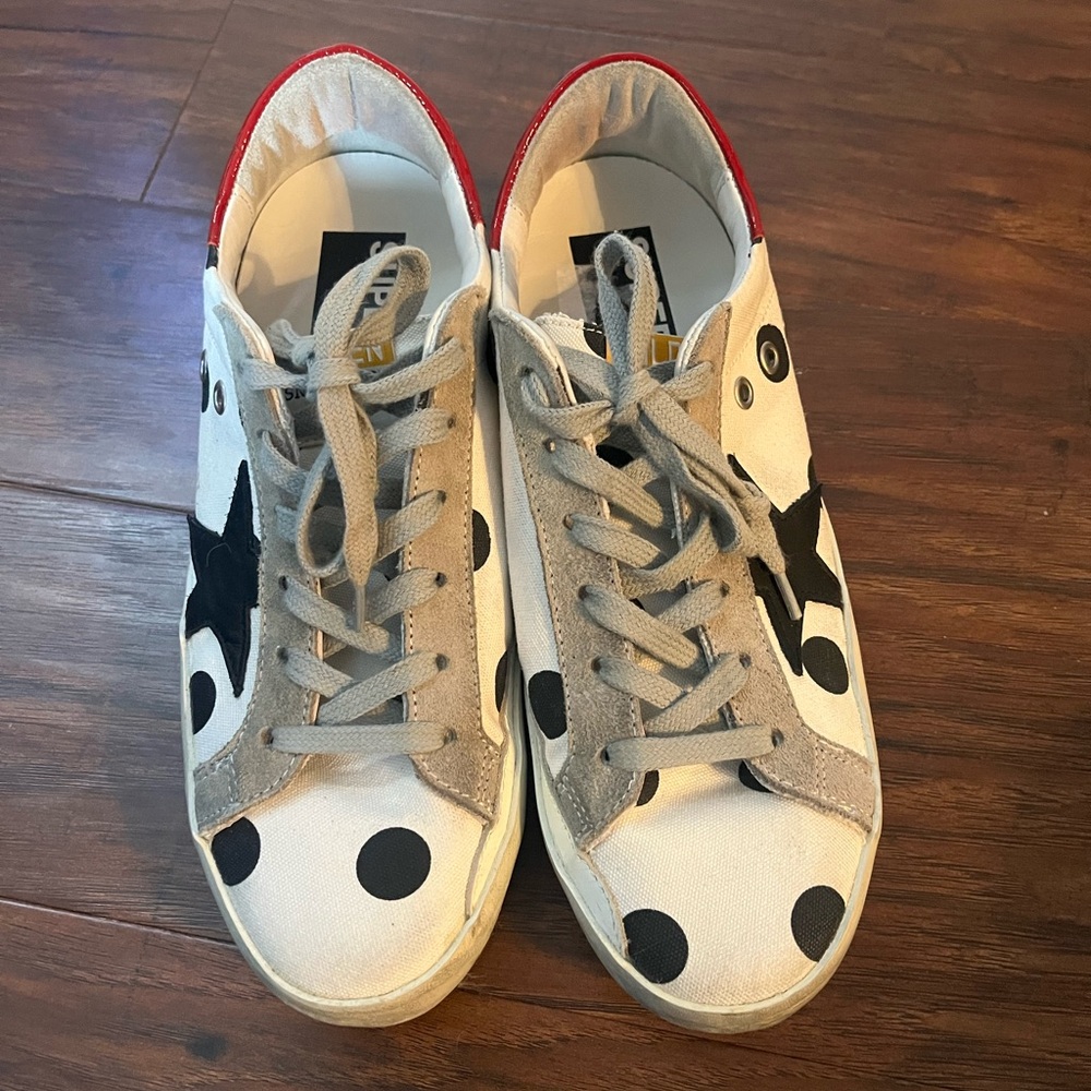 Golden Goose White Polka Dot Sneakers with Black Star and Red Heel - Picture 3 of 16